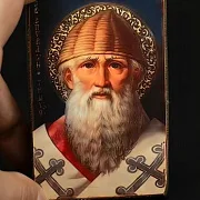 Икона деревянная Спиридон Тримифунтский. "Дорожная — фотография 1