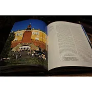 Московский Кремль на двух языках. В коробе — историческое издание — фотография 3